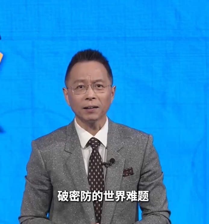 詹俊：西班牙要面对破密防的世界难题，想大胜佛得角有难度